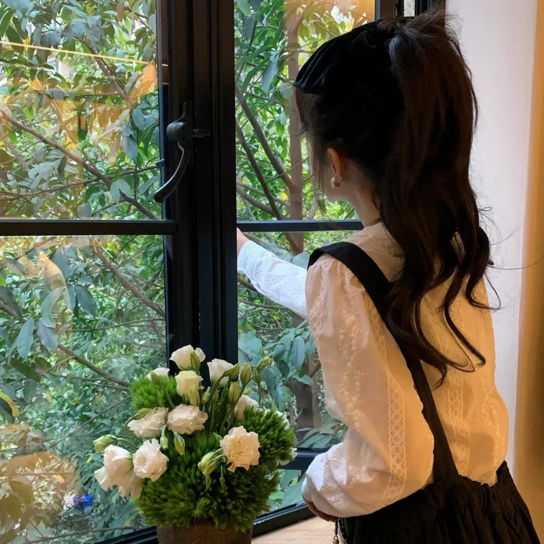 学生闹翻天